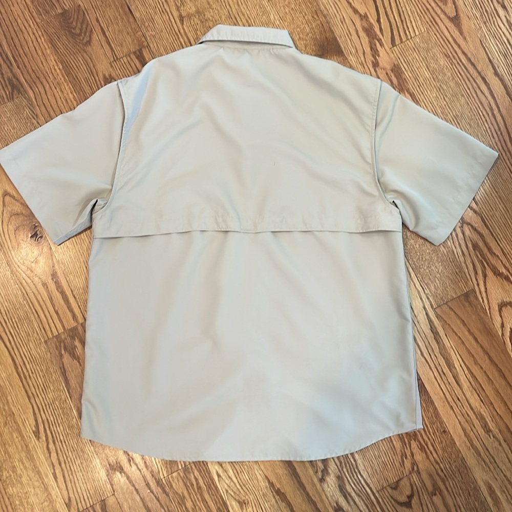 Men’s Field & Stream Short Sleeve Button Down/Button Up Shirt. Size Large. - Picture 9 of 11